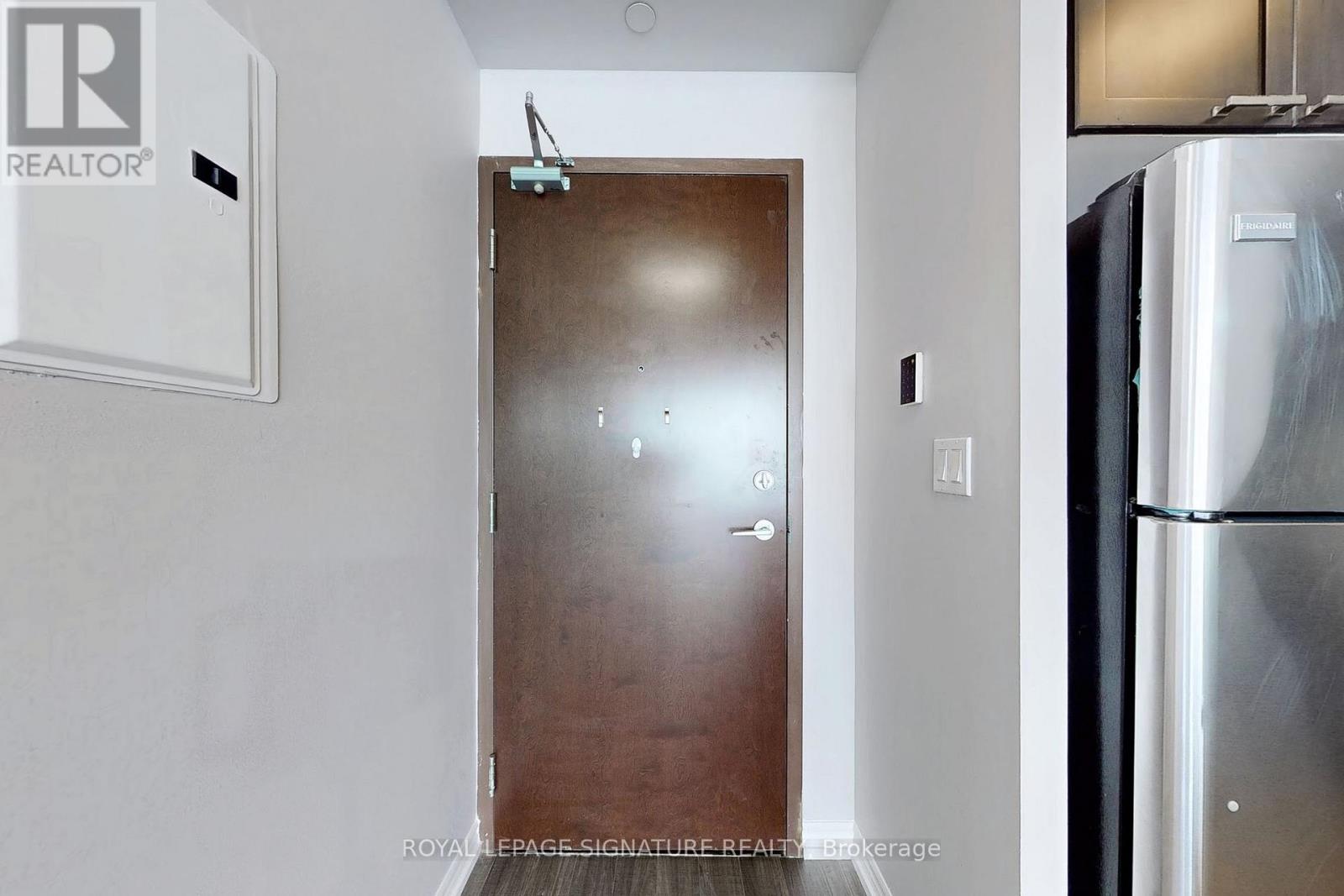 1805 - 1328 Birchmount Road, Toronto, Ontario  M1R 0B6 - Photo 8 - E12839884