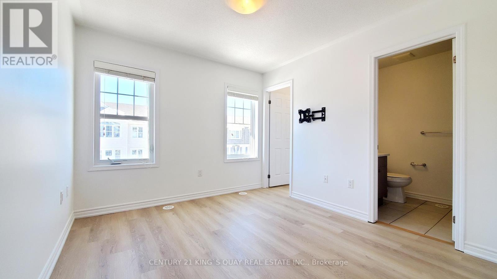 2411 Fall Harvest Crescent, Pickering, Ontario  L1X 0G1 - Photo 9 - E12839962