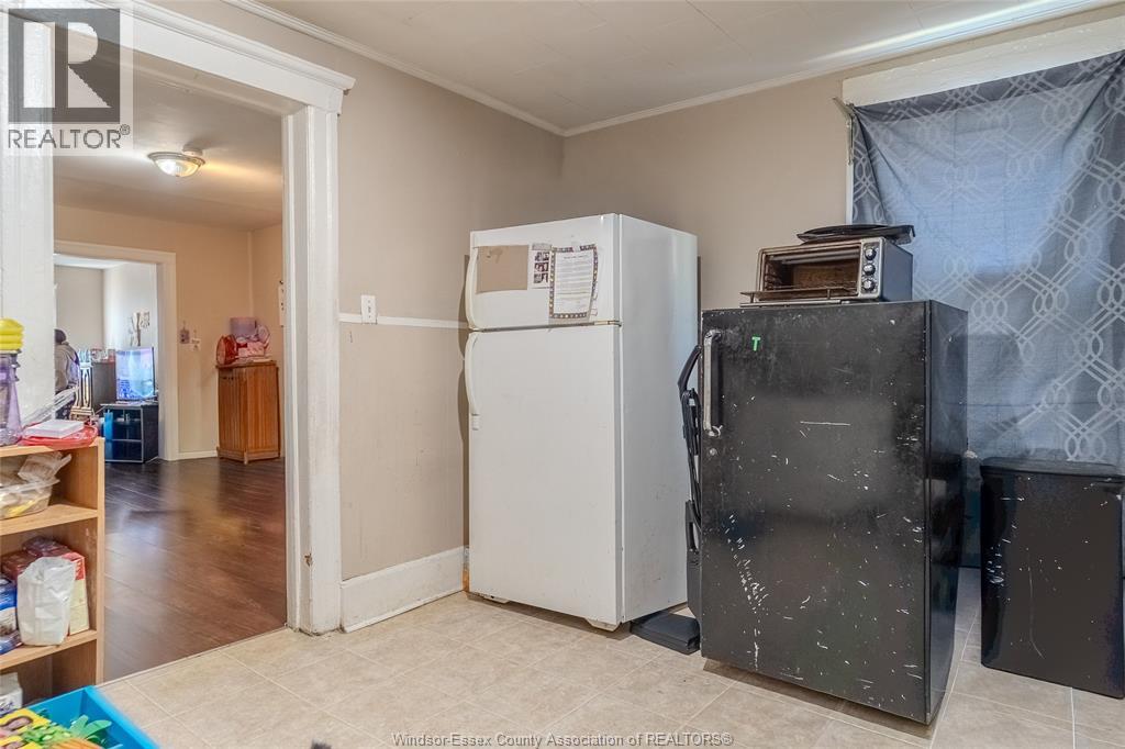 948 Tecumseh Boulevard West, Windsor, Ontario  N8X 1H6 - Photo 8 - 26004421