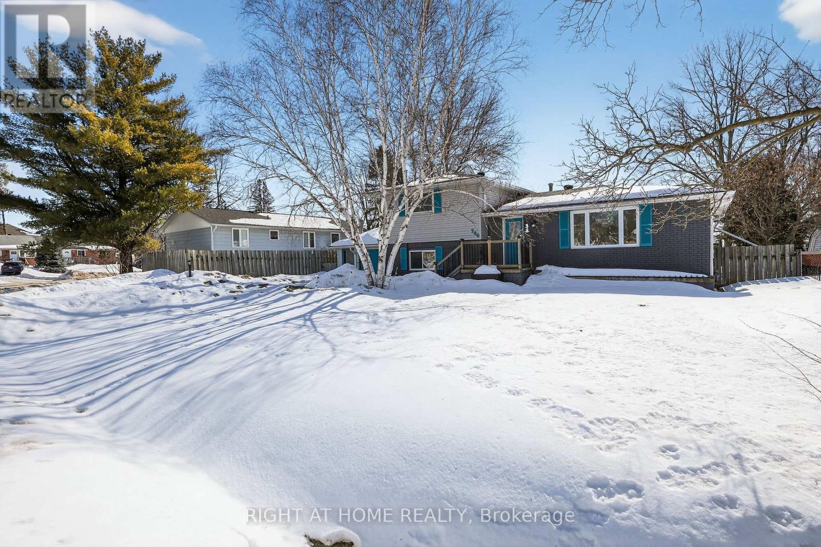 246 Calford Street, Essa, Ontario  L0M 1B0 - Photo 2 - N12839724