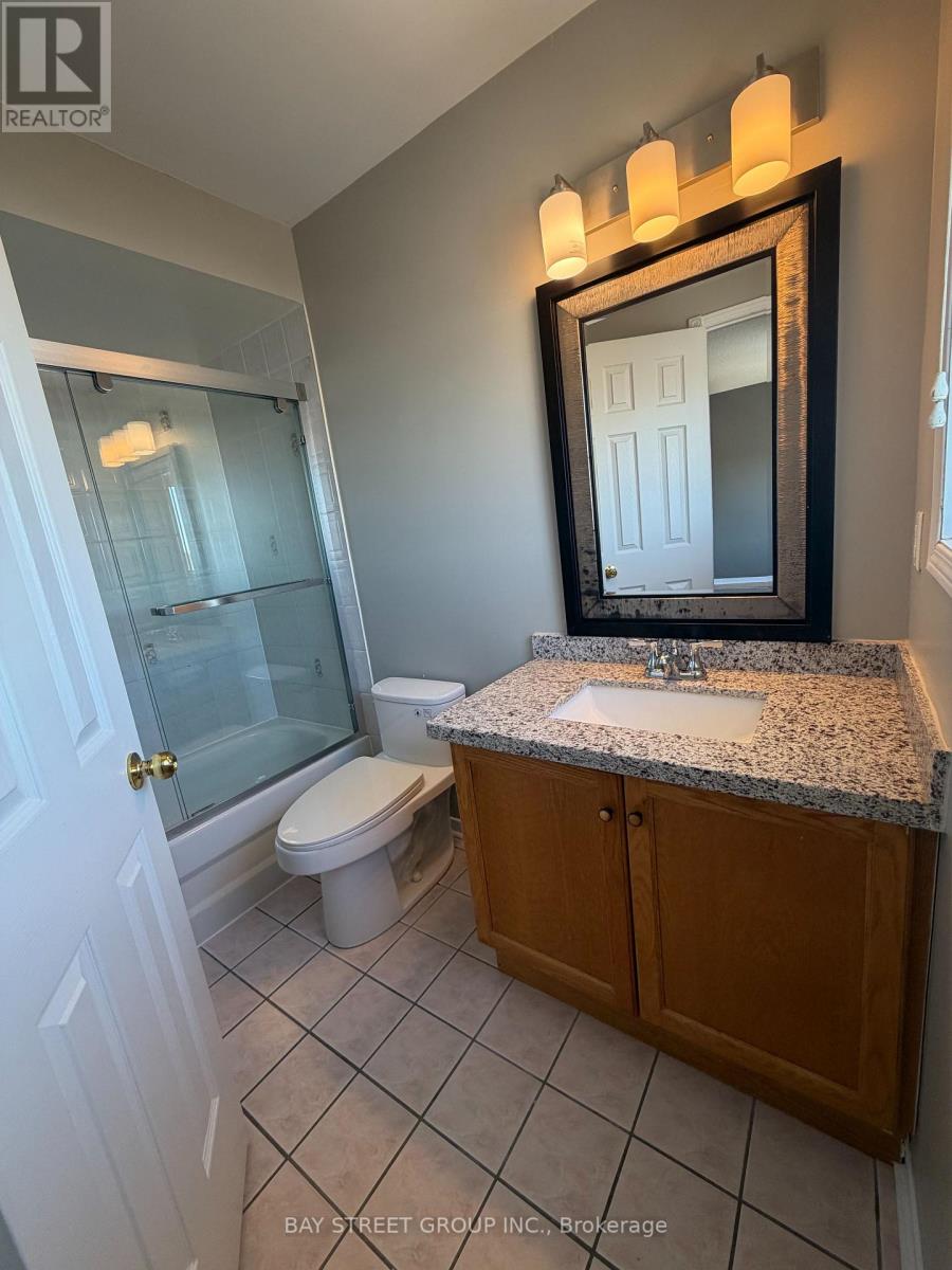 63 Royal Chapin Crescent, Richmond Hill, Ontario  L4S 2A7 - Photo 13 - N12839740