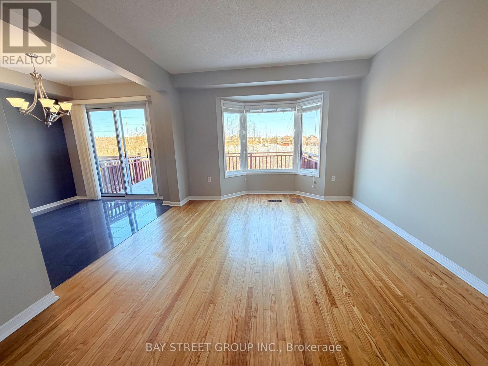 63 Royal Chapin Crescent, Richmond Hill, Ontario  L4S 2A7 - Photo 7 - N12839740