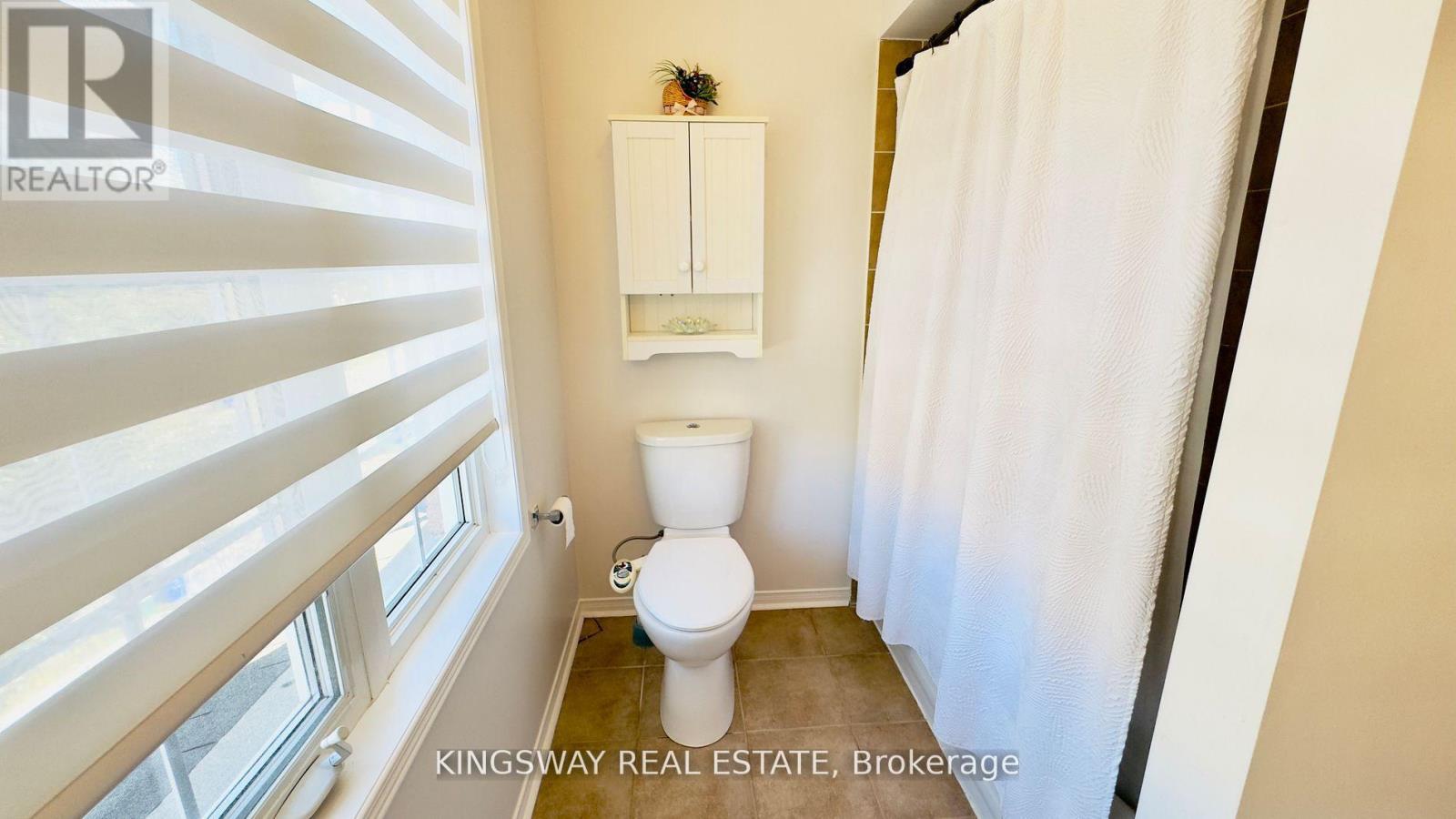 164 Gail Parks Crescent, Newmarket, Ontario  L3X 3C1 - Photo 18 - N12839778