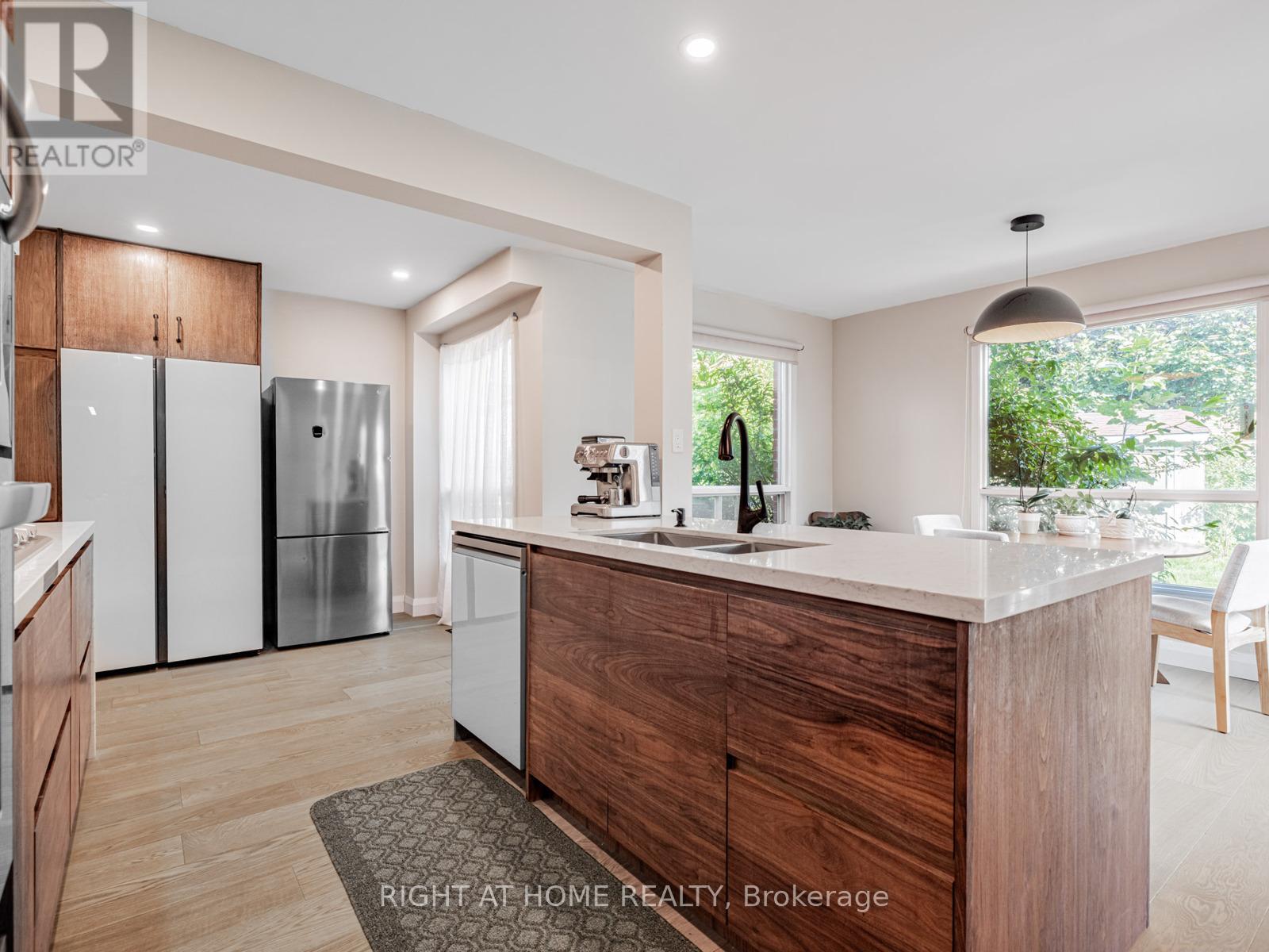 51 Moorcrest Drive, Aurora, Ontario  L4G 6C6 - Photo 18 - N12839796