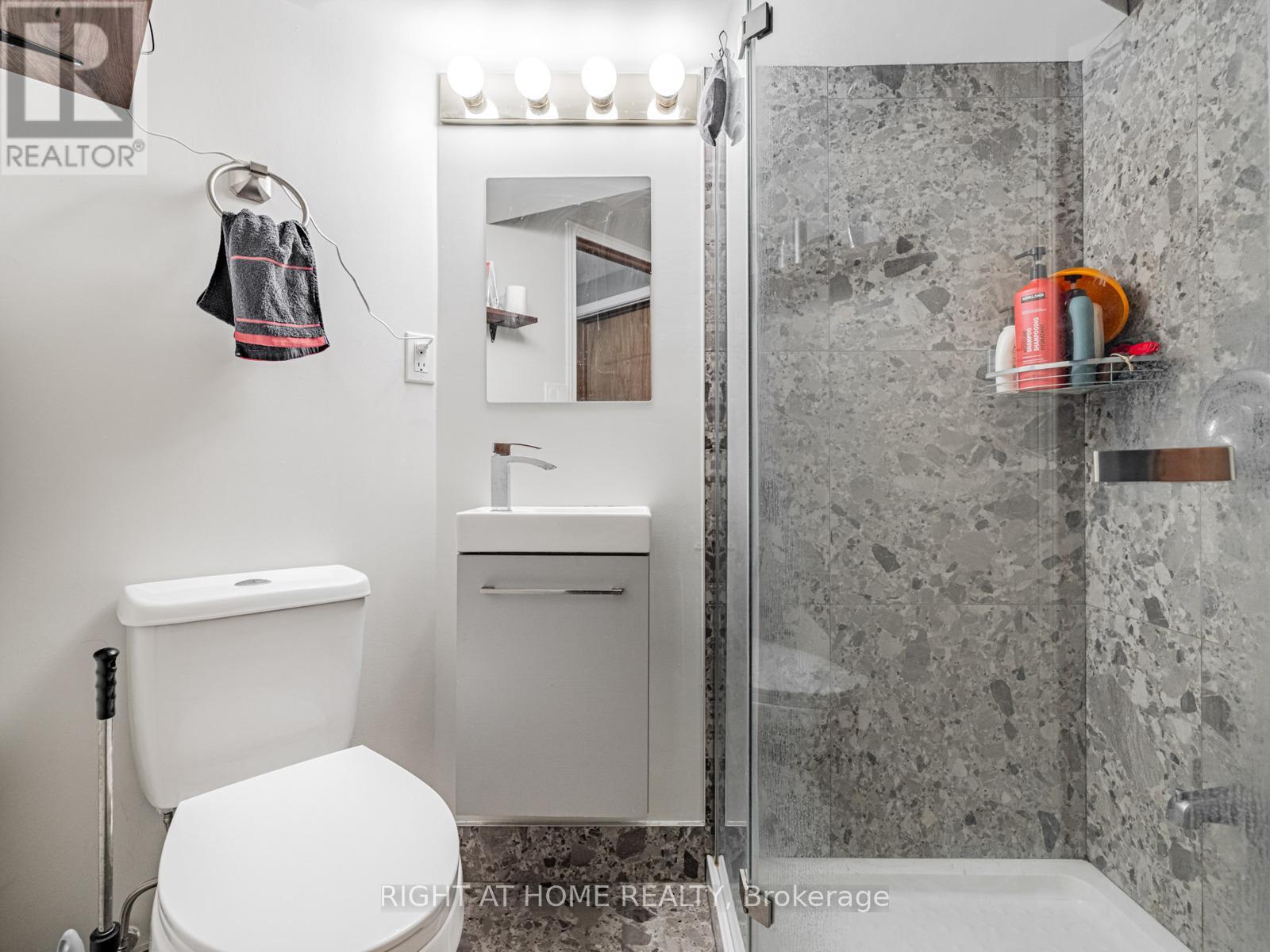 51 Moorcrest Drive, Aurora, Ontario  L4G 6C6 - Photo 32 - N12839796