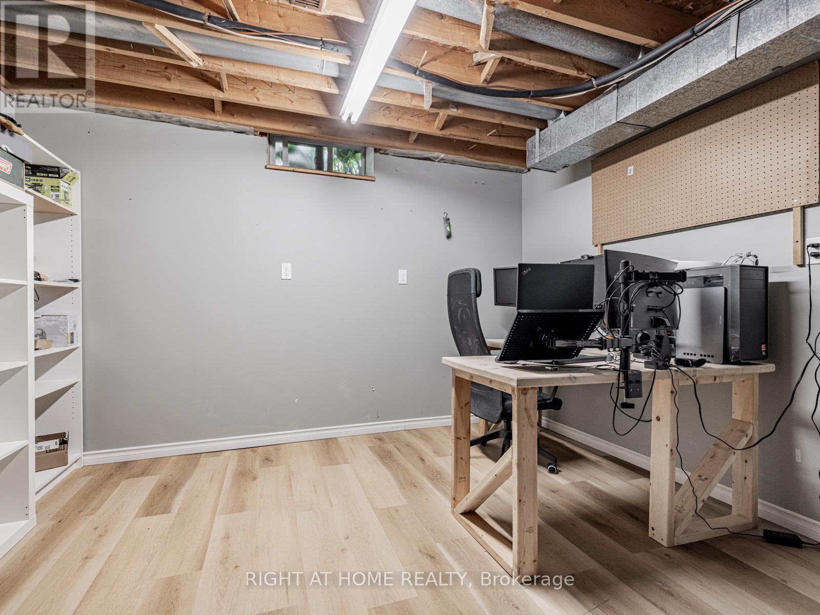 51 Moorcrest Drive, Aurora, Ontario  L4G 6C6 - Photo 33 - N12839796