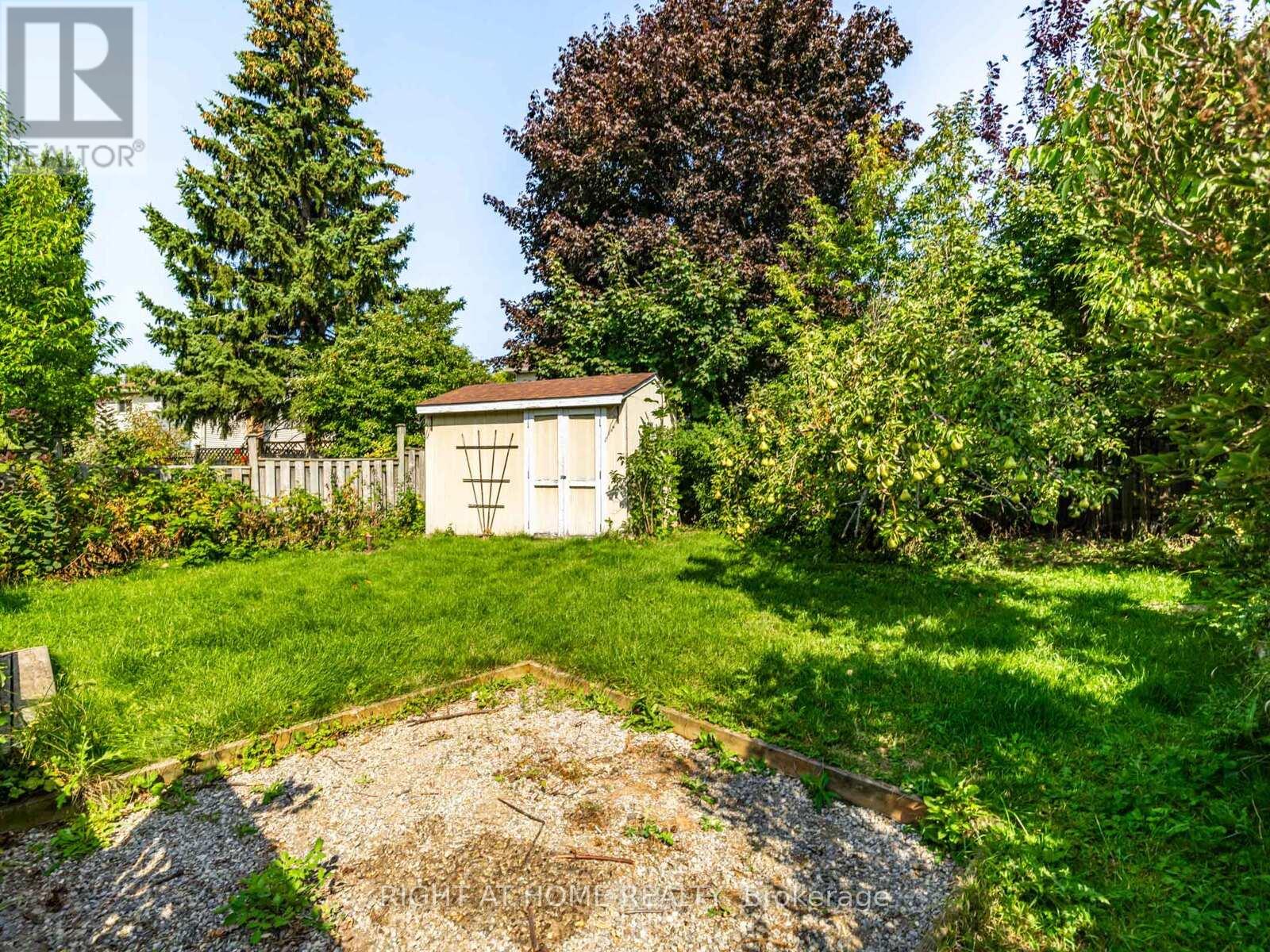 51 Moorcrest Drive, Aurora, Ontario  L4G 6C6 - Photo 36 - N12839796