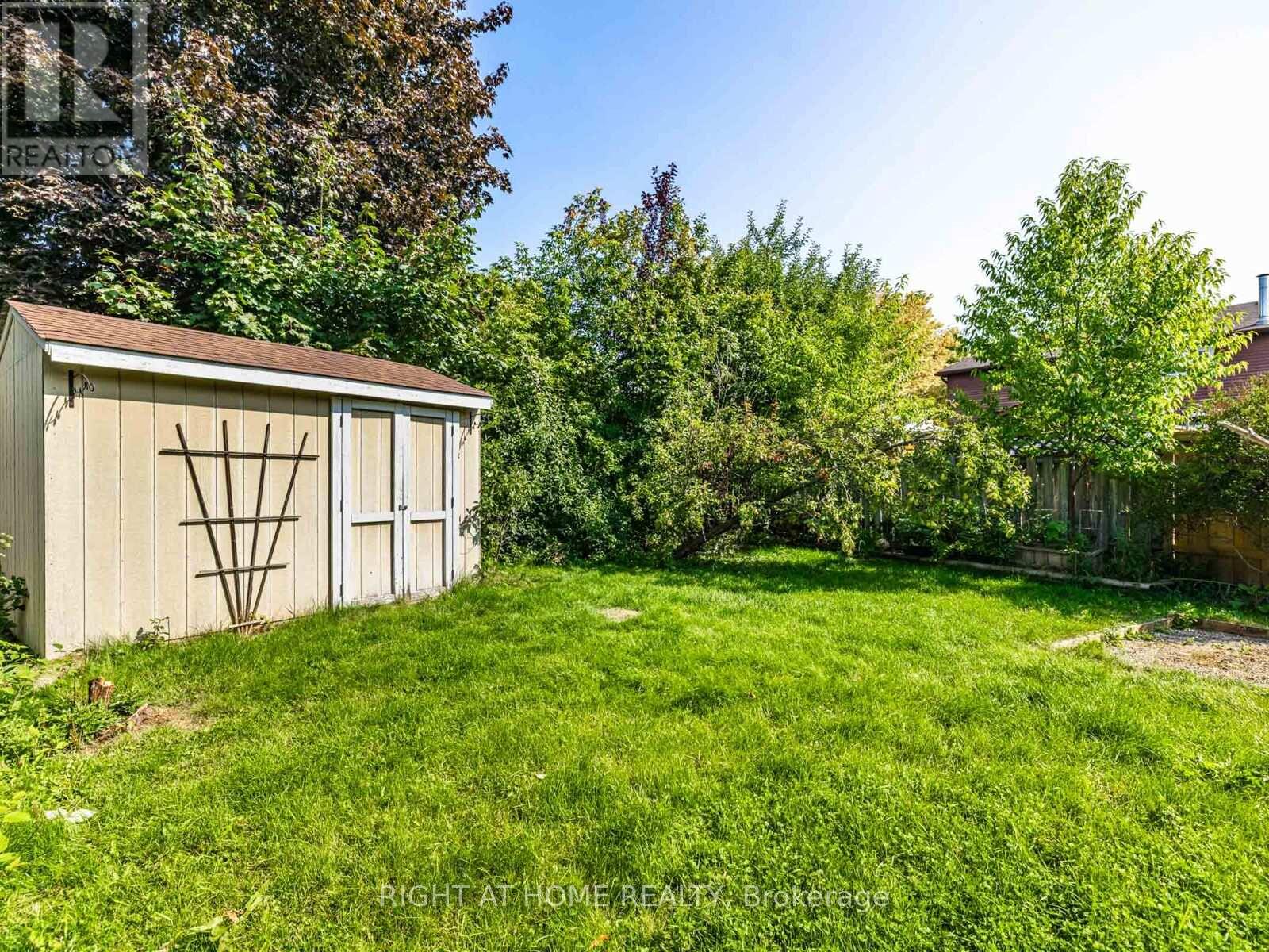 51 Moorcrest Drive, Aurora, Ontario  L4G 6C6 - Photo 37 - N12839796