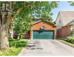 51 MOORCREST DRIVE, Aurora, Ontario
