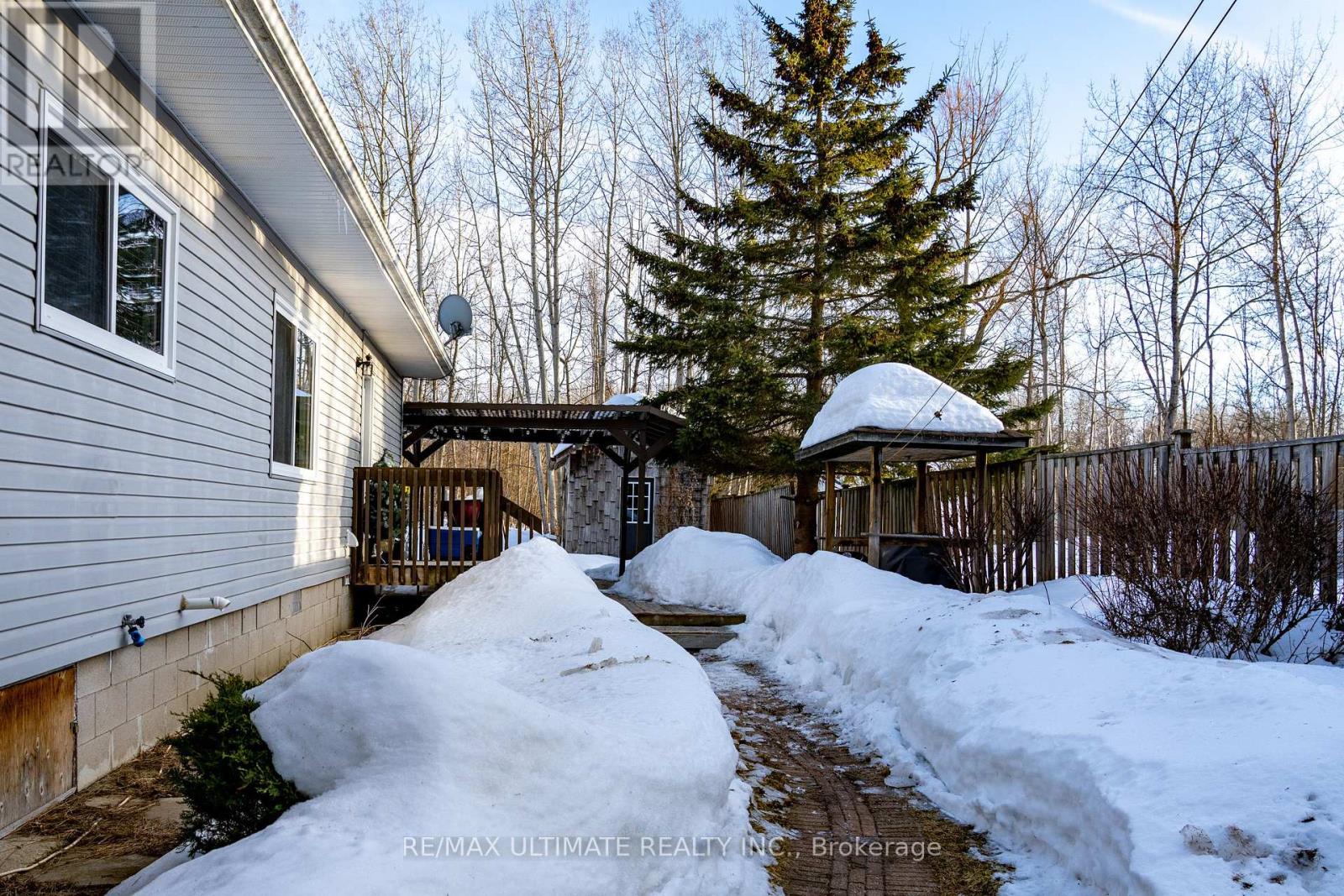 1672 St. Jonhs Road, Innisfil, Ontario  L9S 1S7 - Photo 10 - N12839814