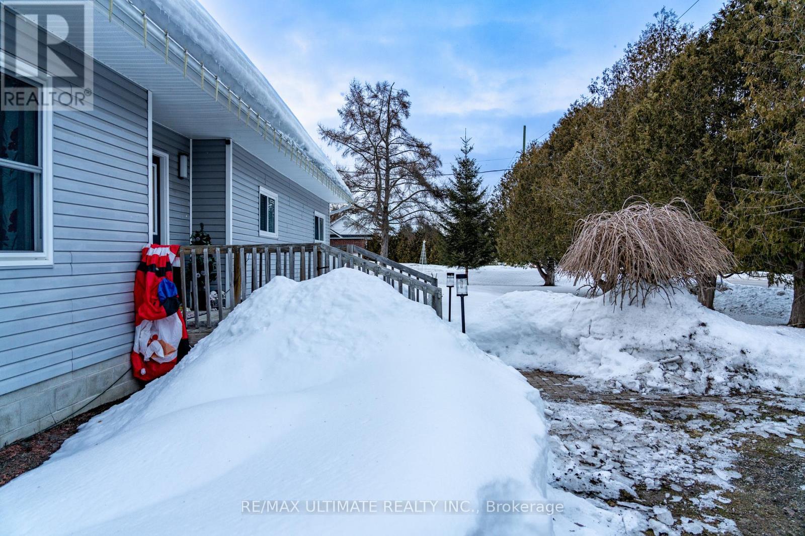 1672 St. Jonhs Road, Innisfil, Ontario  L9S 1S7 - Photo 3 - N12839814