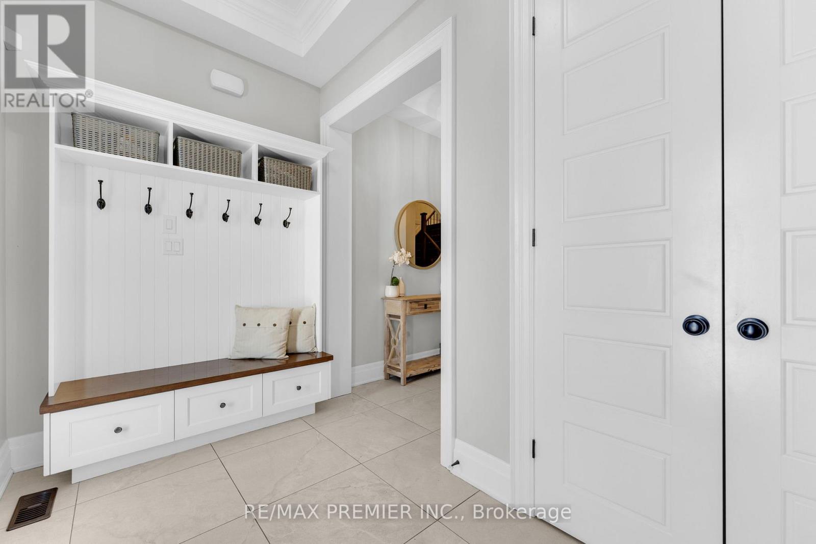 14 King Boulevard, King, Ontario  L7B 0P4 - Photo 2 - N12839816