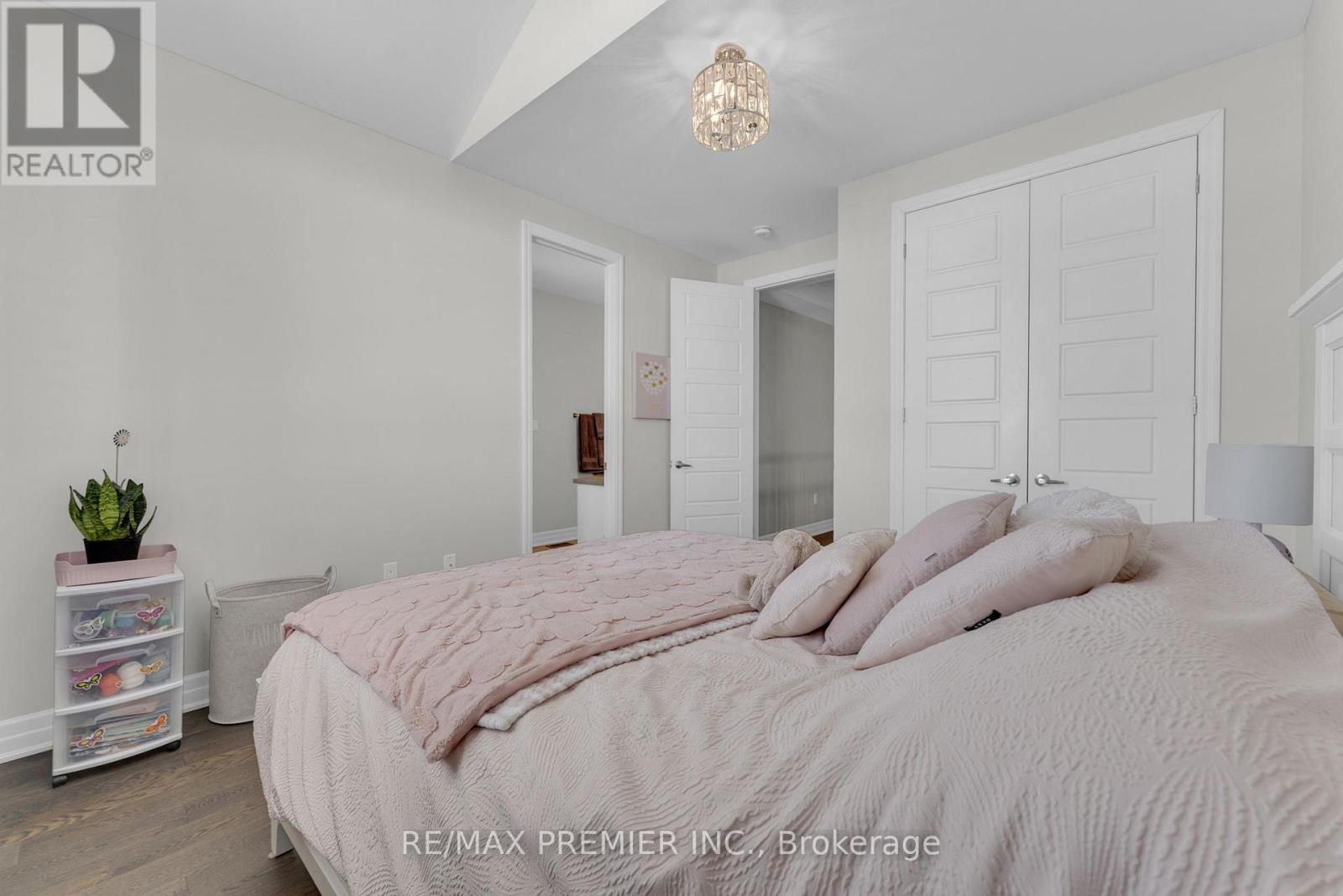 14 King Boulevard, King, Ontario  L7B 0P4 - Photo 21 - N12839816