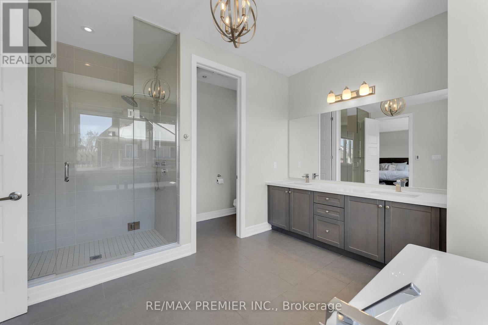 14 King Boulevard, King, Ontario  L7B 0P4 - Photo 33 - N12839816