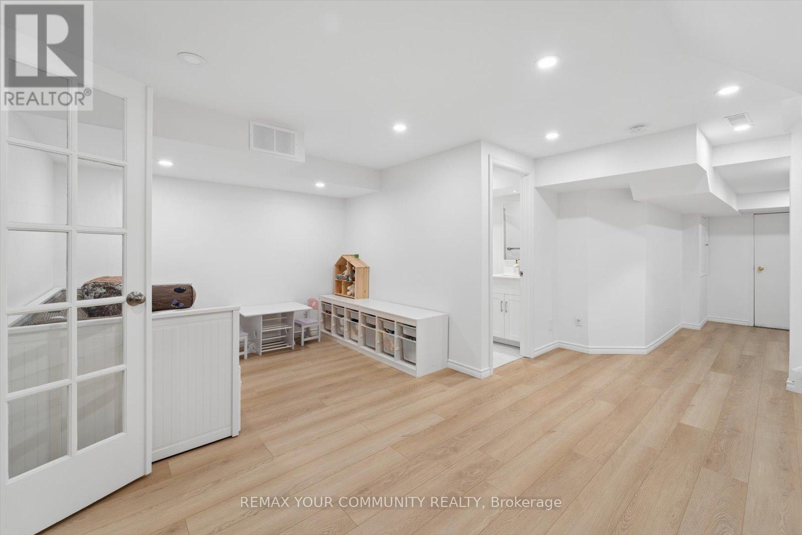 52 Novella Road, Vaughan, Ontario L4K 5J9 - Photo 37 - N12839860