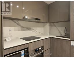 5815 - 8 INTERCHANGE WAY, Vaughan, Ontario