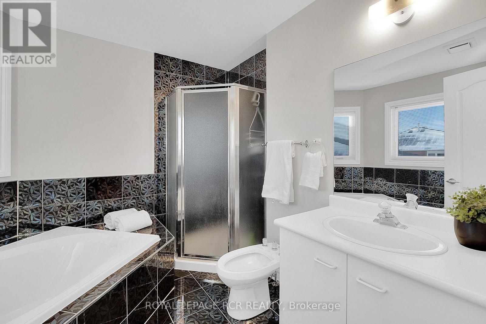 8932 Martin Grove Road, Vaughan, Ontario  L4H 1C3 - Photo 26 - N12839976