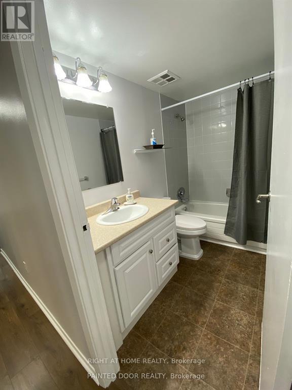 212 - 126 Bell Farm Road, Barrie, Ontario  L4M 6J3 - Photo 10 - S12839942