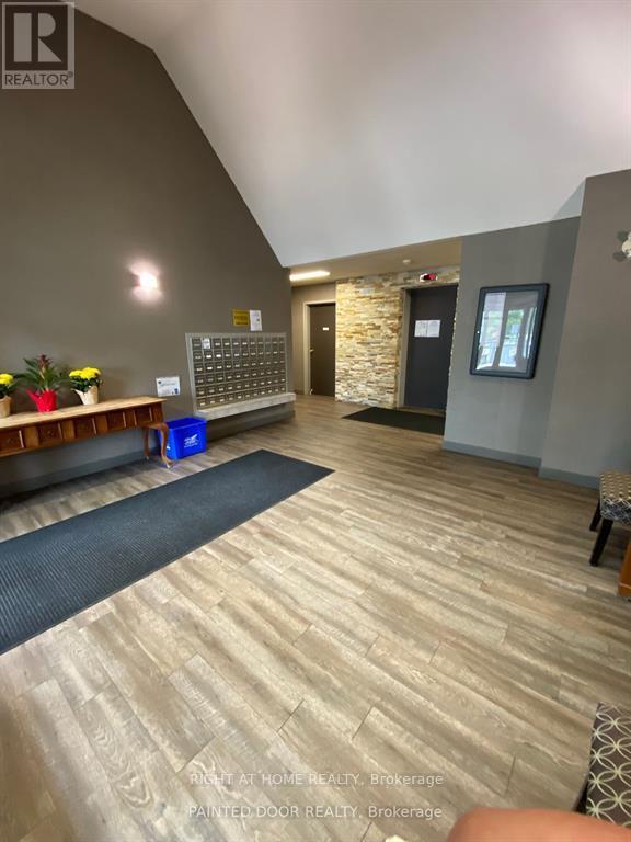 212 - 126 Bell Farm Road, Barrie, Ontario  L4M 6J3 - Photo 16 - S12839942