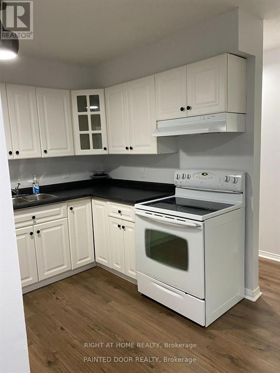 212 - 126 Bell Farm Road, Barrie, Ontario  L4M 6J3 - Photo 3 - S12839942