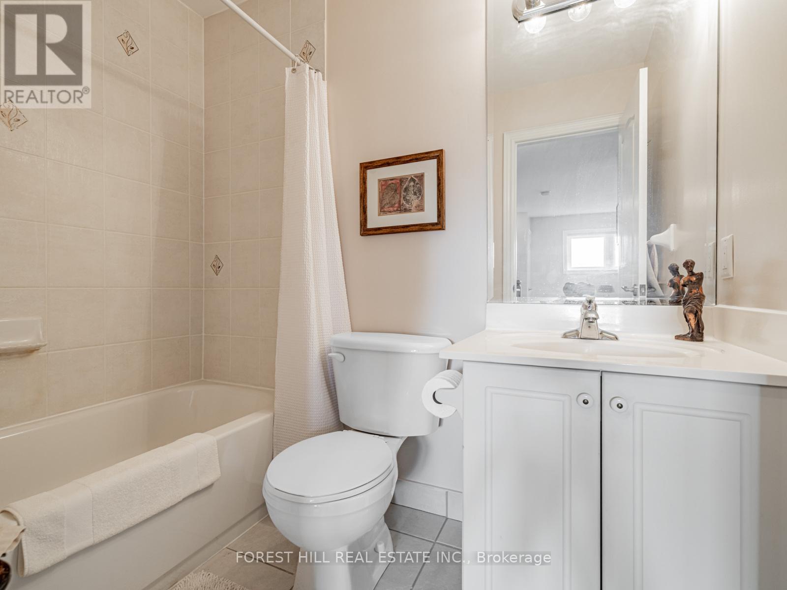 Th-A - 2 Clairtrell Road, Toronto, Ontario  M2N 7H5 - Photo 34 - C12752856