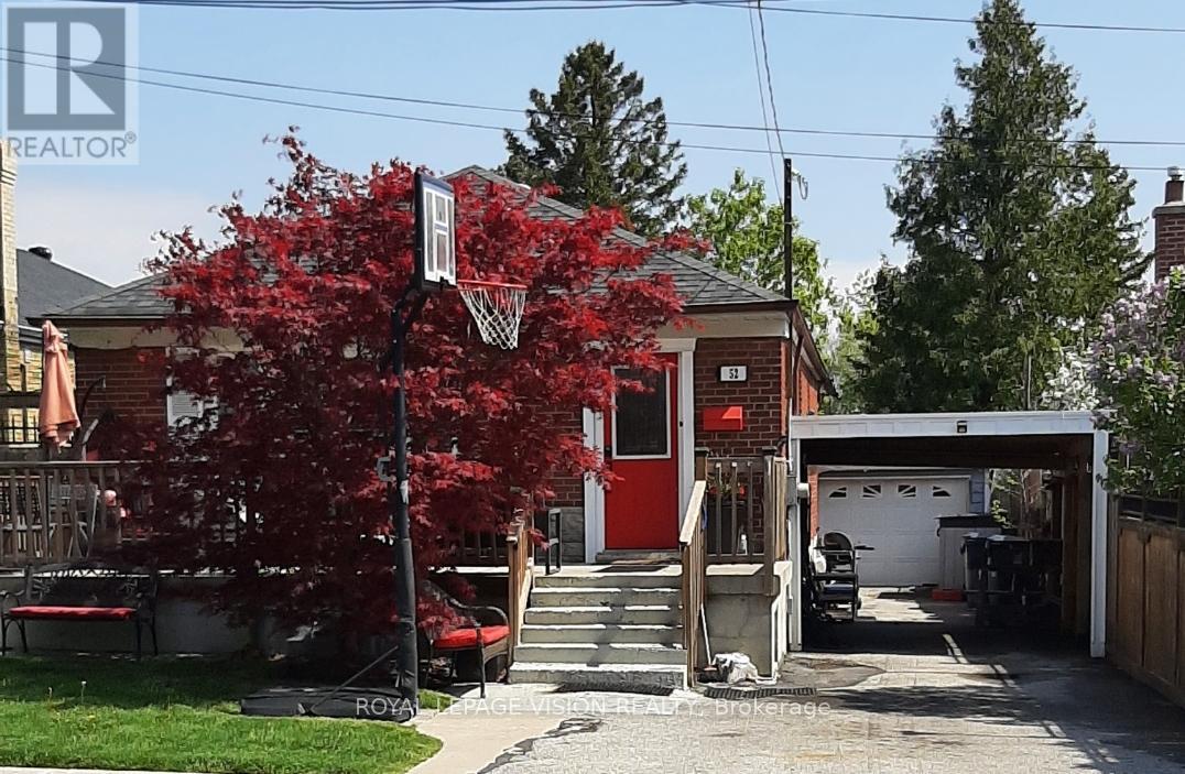 52 ELLENDALE DRIVE, Toronto, Ontario