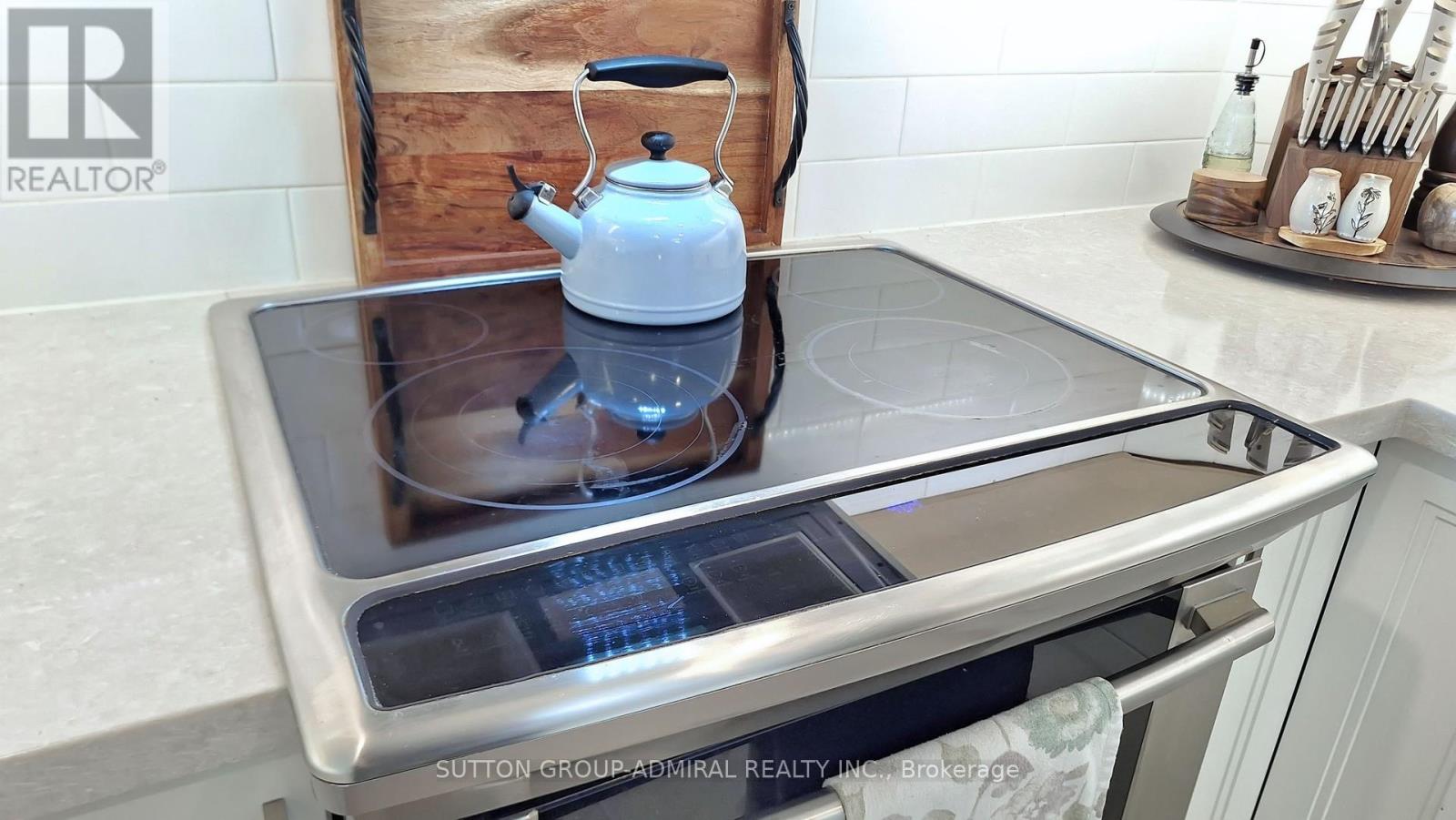 407 - 1 Emerald Lane, Vaughan, Ontario L4J 8N2 - Photo 15 - N12839982