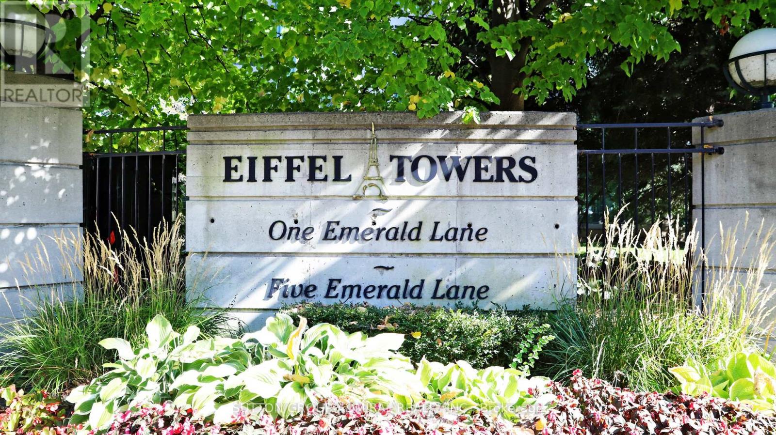 407 - 1 Emerald Lane, Vaughan, Ontario L4J 8N2 - Photo 2 - N12839982