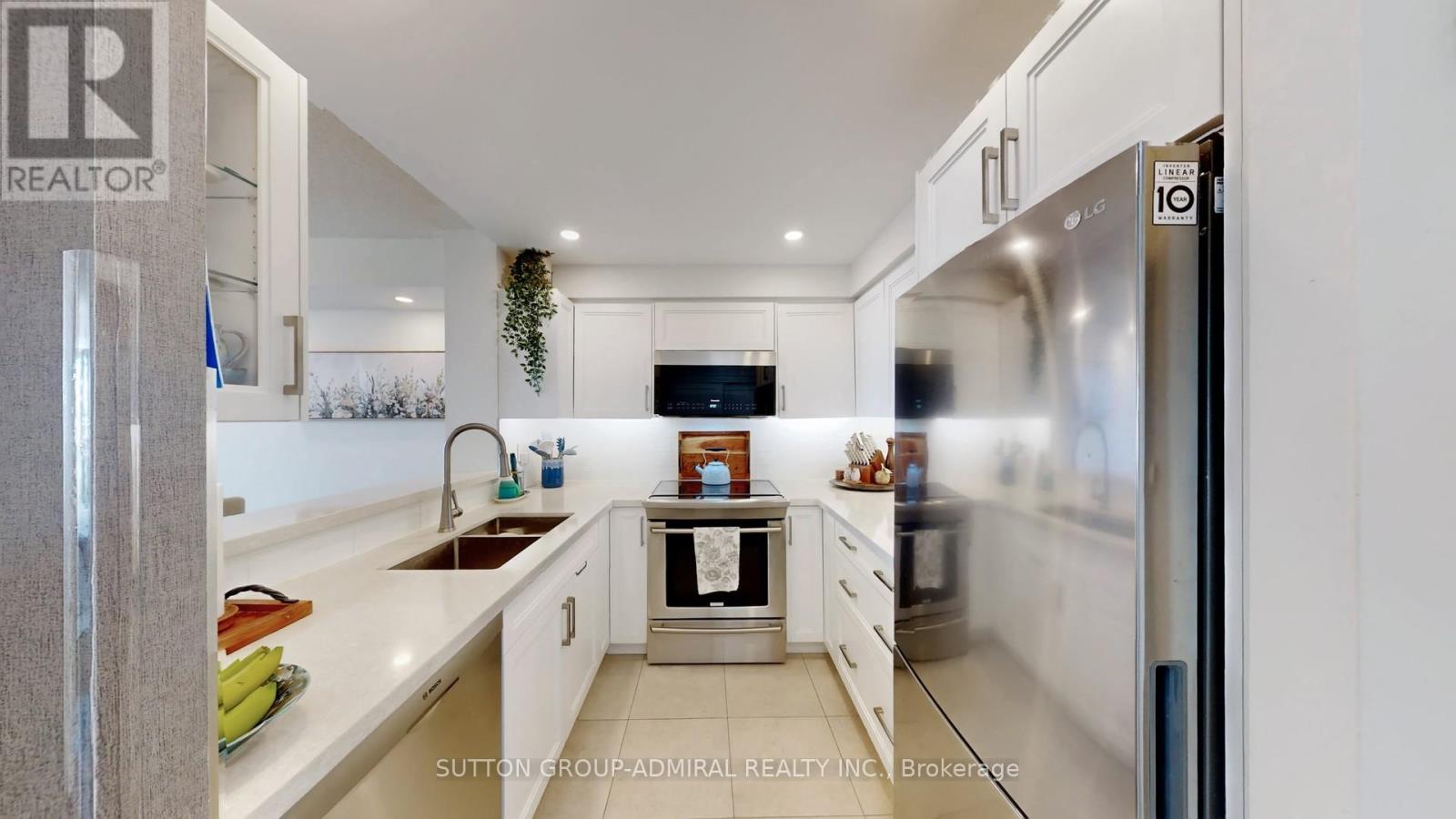 407 - 1 Emerald Lane, Vaughan, Ontario L4J 8N2 - Photo 11 - N12839982