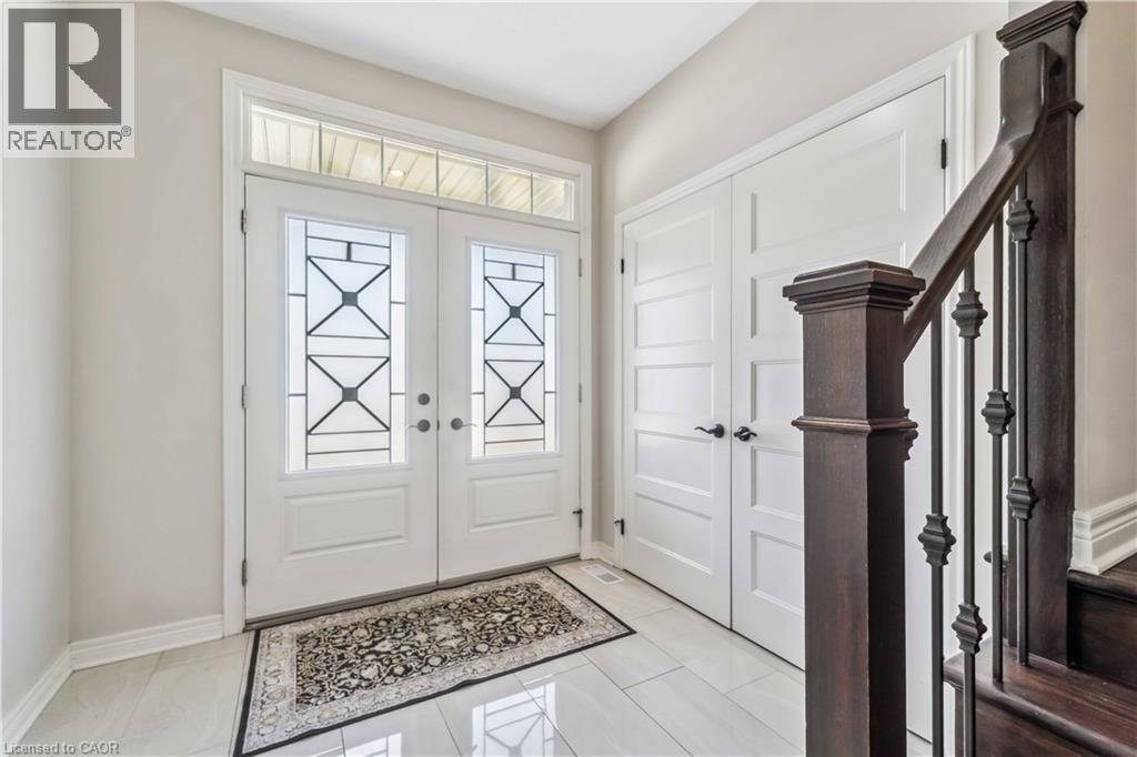 1 Hopkins Street, Thorold, Ontario  L2V 0E6 - Photo 3 - 40809214