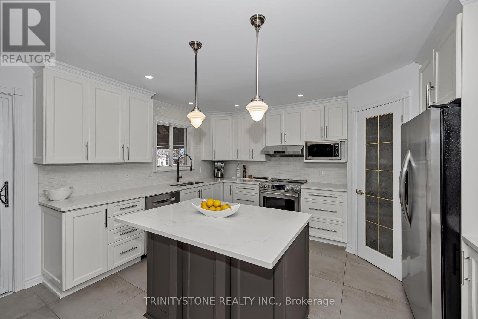 42 Heritage Grove Crescent, Ottawa, Ontario  K2S 1R2 - Photo 10 - X12839684