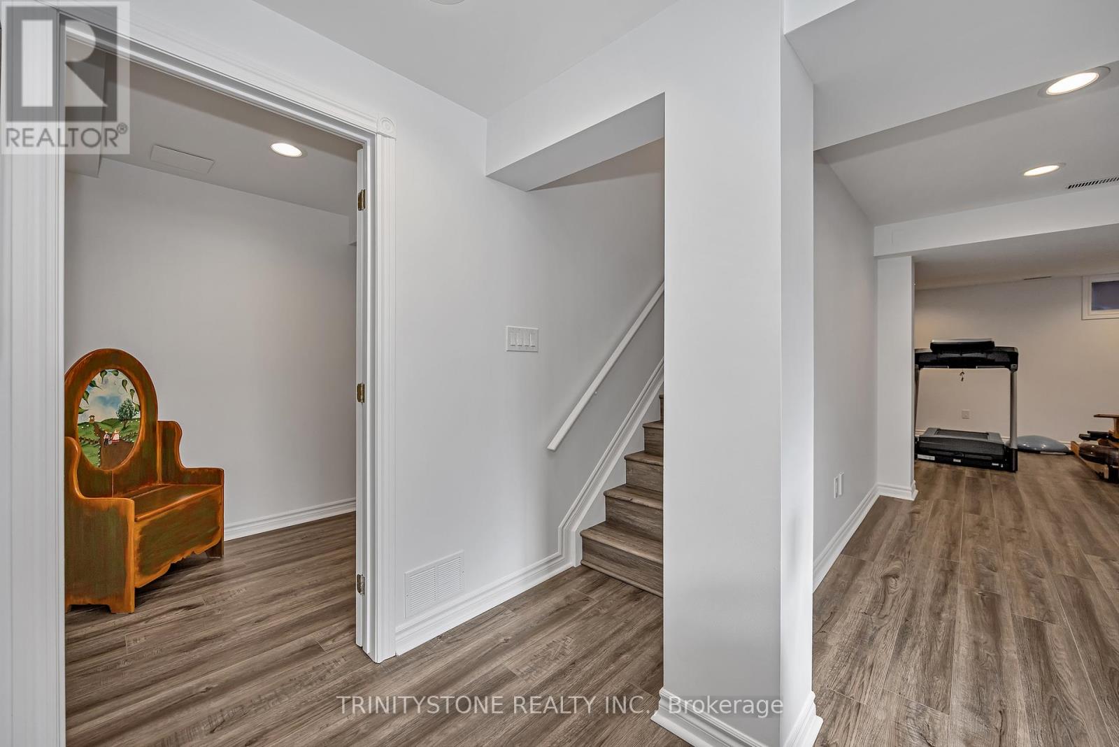 42 Heritage Grove Crescent, Ottawa, Ontario  K2S 1R2 - Photo 37 - X12839684