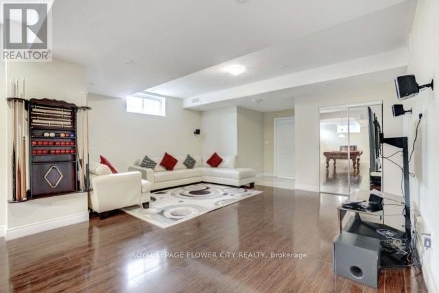 51 Degrey Drive, Brampton, Ontario  L6P 3X7 - Photo 38 - W12839712