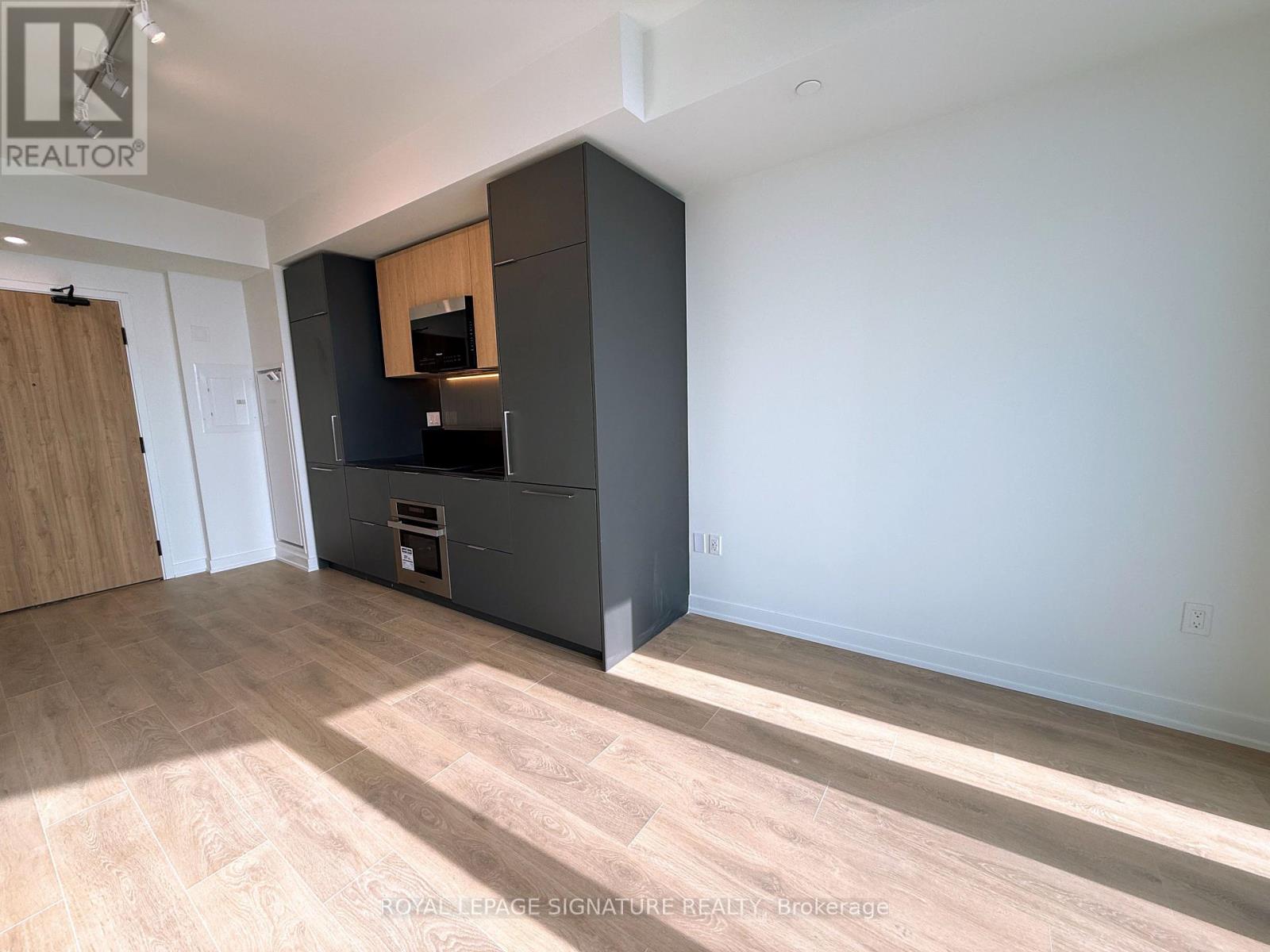 1410 - 1 Fairview Road, Mississauga, Ontario  L6A 4C6 - Photo 7 - W12839718