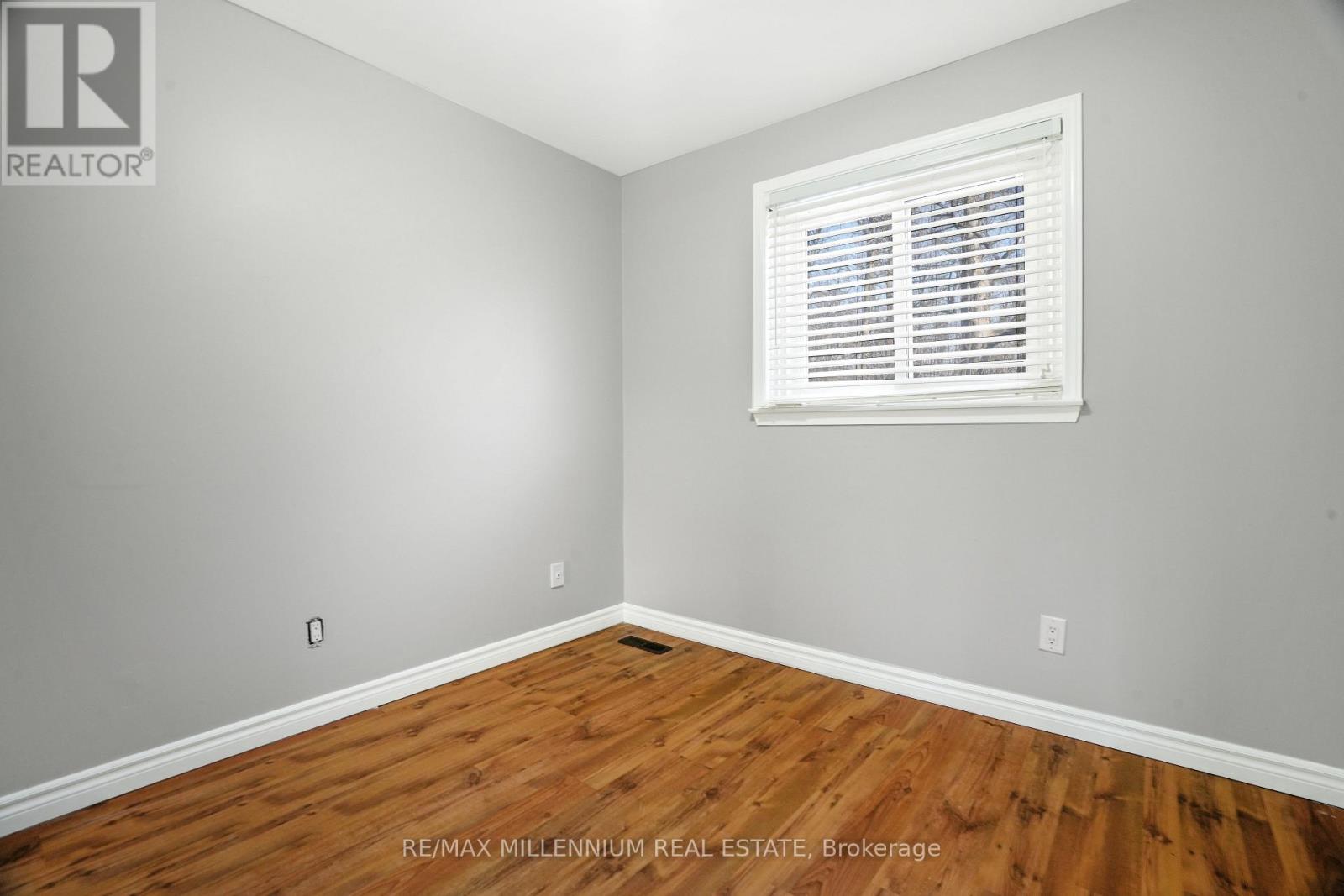 7 Mcmullen Crescent, Brampton, Ontario  L6S 3M2 - Photo 18 - W12839728