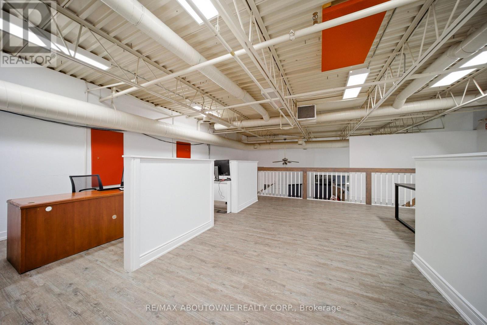 31 - 775 Pacific Road, Oakville, Ontario  L6L 6M4 - Photo 29 - W12839748