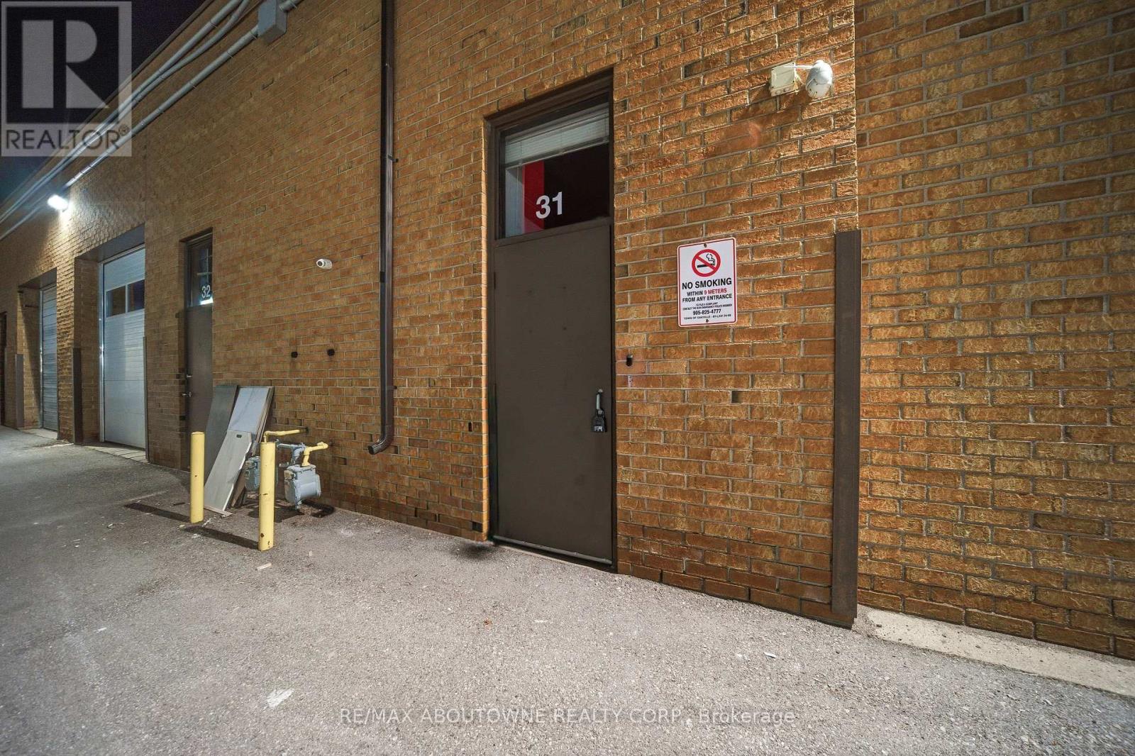 31 - 775 Pacific Road, Oakville, Ontario  L6L 6M4 - Photo 37 - W12839748