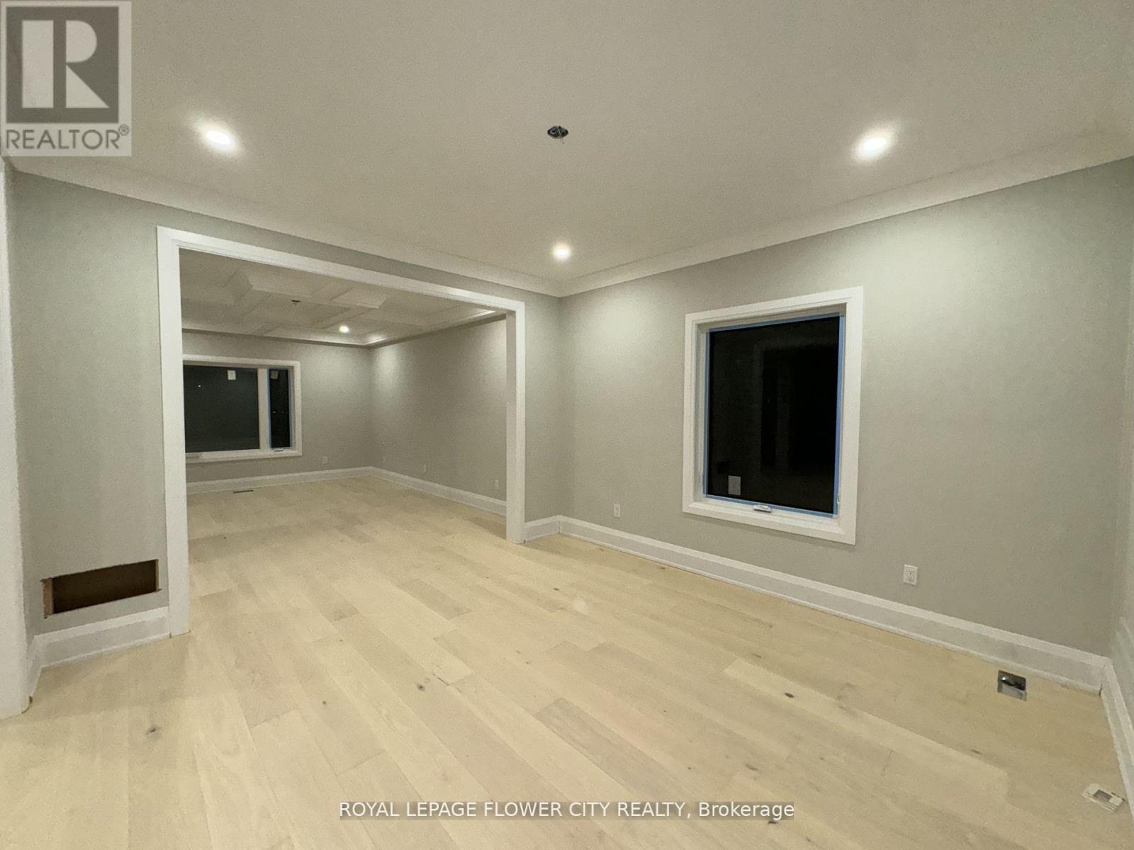 1264 St Marys Avenue, Mississauga, Ontario  L5E 1H7 - Photo 22 - W12839752