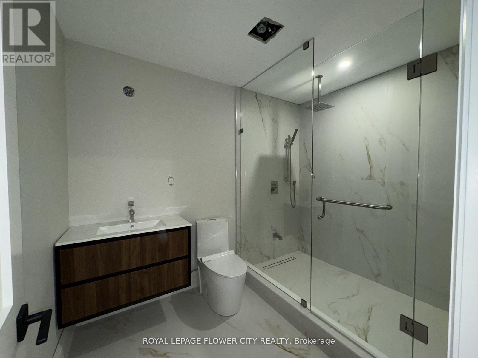 1264 St Marys Avenue, Mississauga, Ontario  L5E 1H7 - Photo 24 - W12839752