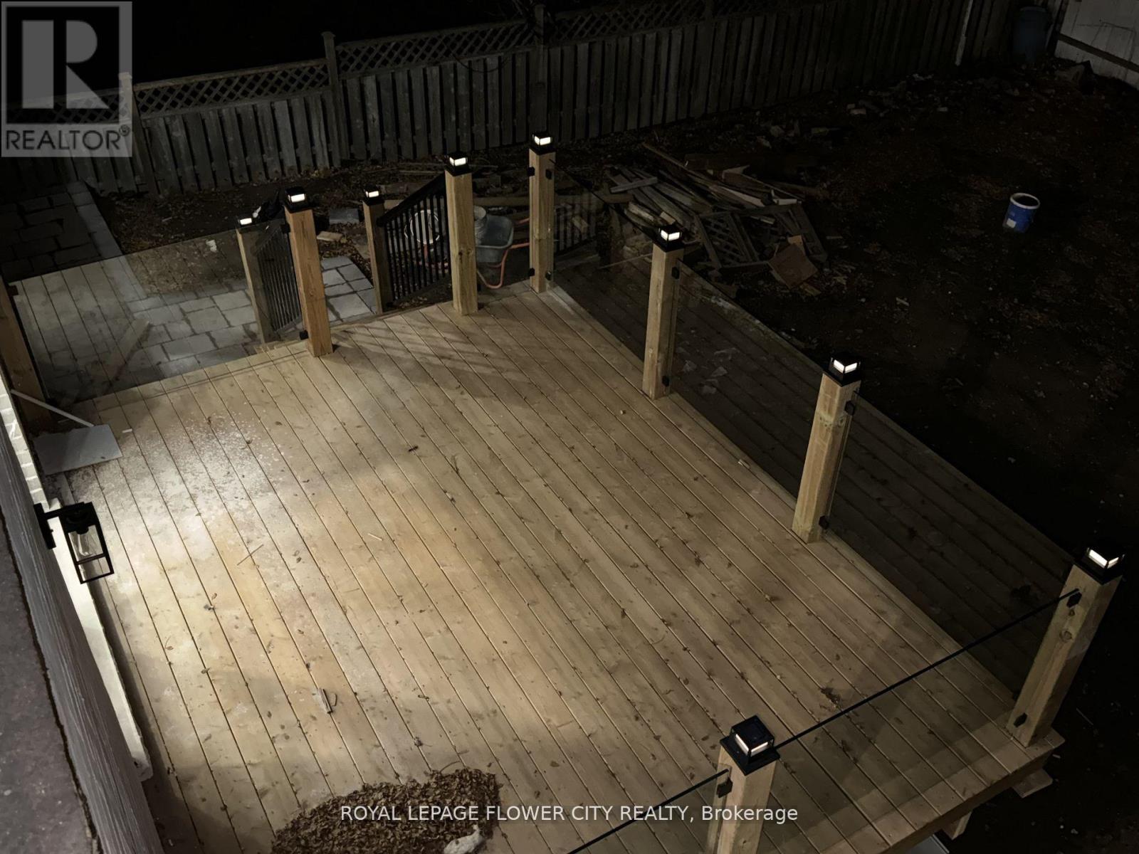 1264 St Marys Avenue, Mississauga, Ontario  L5E 1H7 - Photo 27 - W12839752