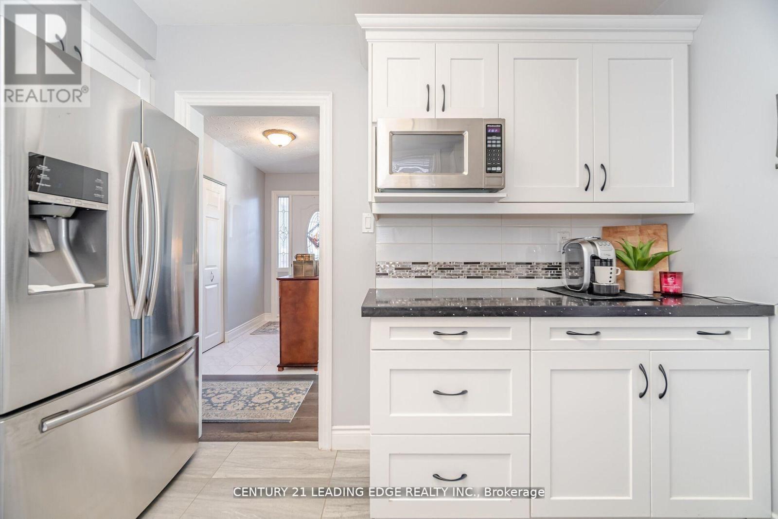 2574 Lundigan Drive, Mississauga, Ontario  L5J 3W1 - Photo 16 - W12839764