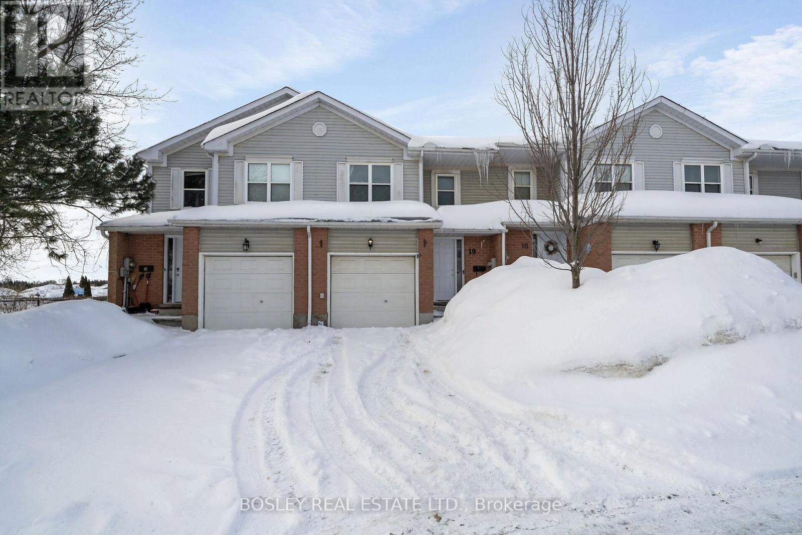 19 - 100 CENTURY DRIVE, Orangeville, Ontario