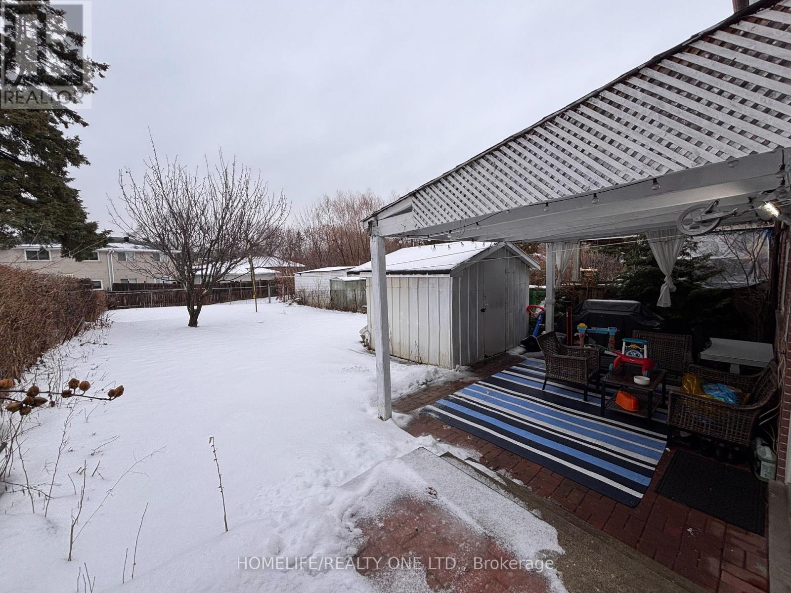 77 Newlin Crescent, Toronto, Ontario  M3L 1X5 - Photo 36 - W12839774