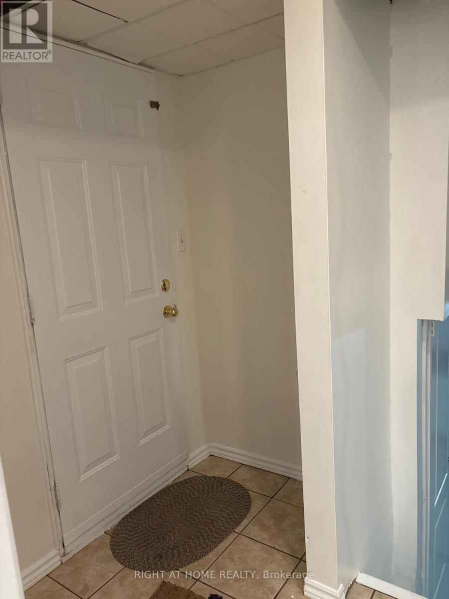 Bsmt - 5465 Churchill Meadows Boulevard, Mississauga, Ontario  L5M 6N6 - Photo 19 - W12839788