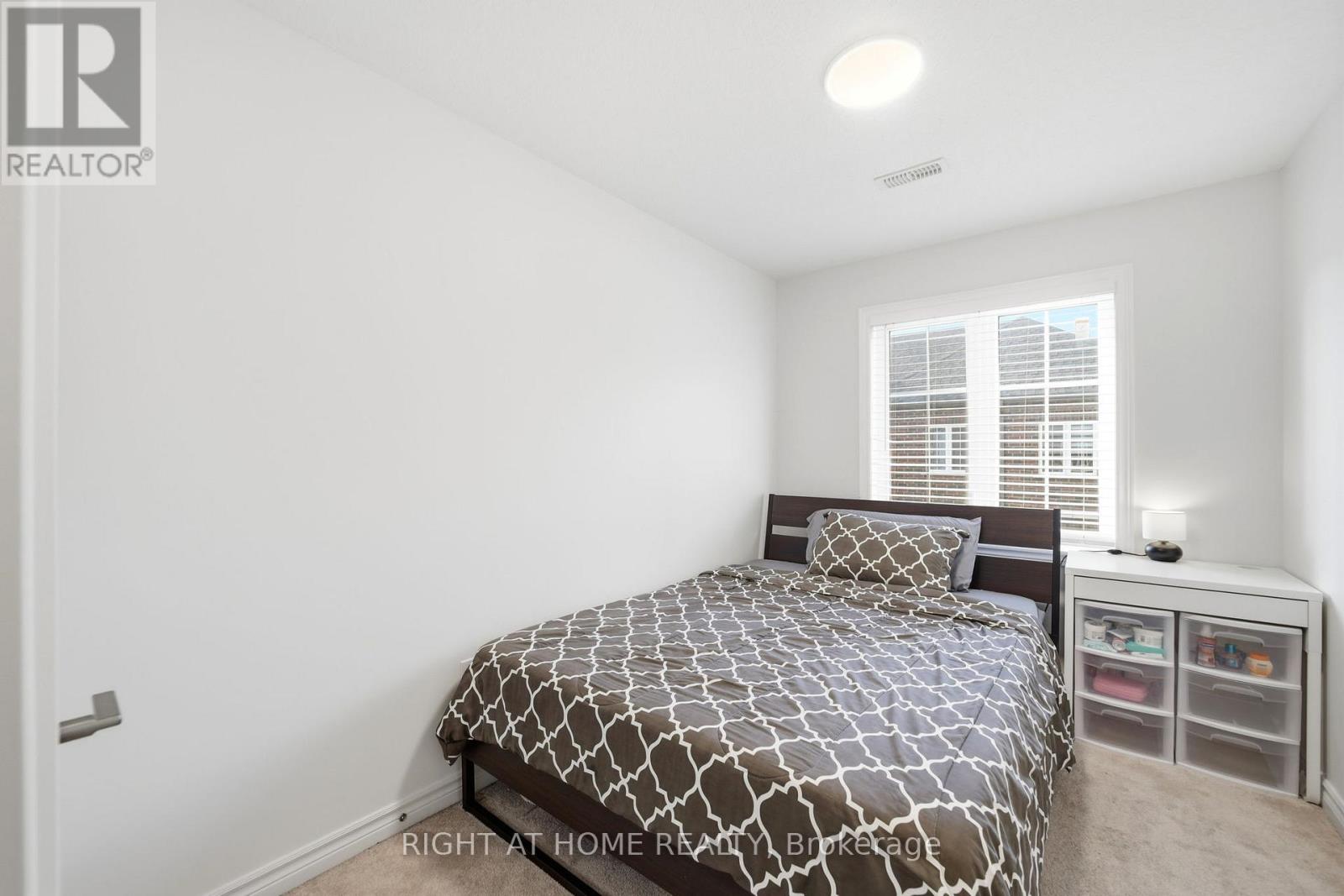 128 - 445 Ontario Street S, Milton, Ontario  L9T 9K4 - Photo 31 - W12839802