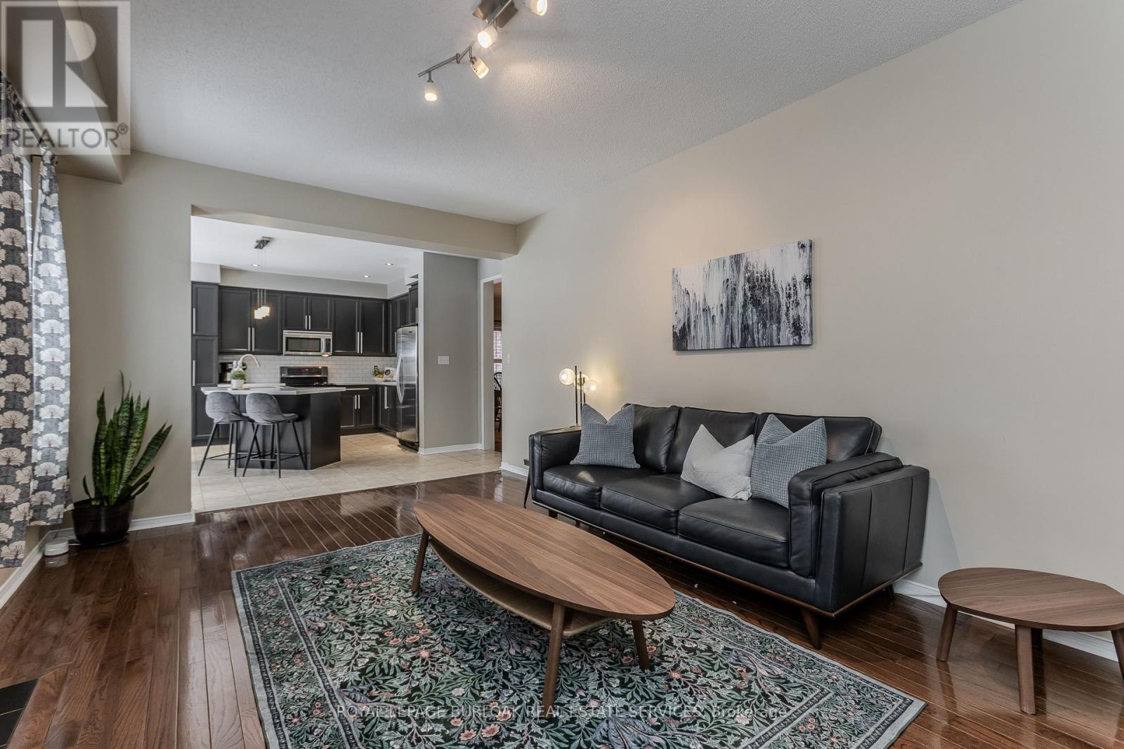 2170 Jardine Crescent, Burlington, Ontario  L7L 7K1 - Photo 15 - W12839818