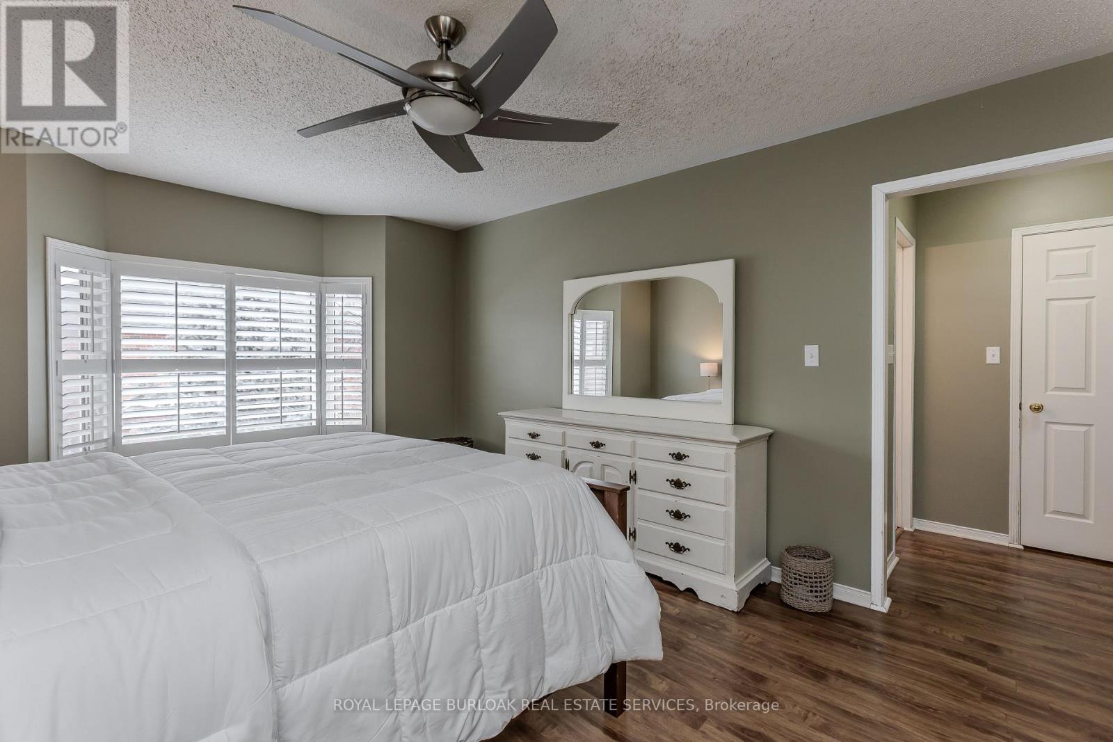 2170 Jardine Crescent, Burlington, Ontario  L7L 7K1 - Photo 19 - W12839818