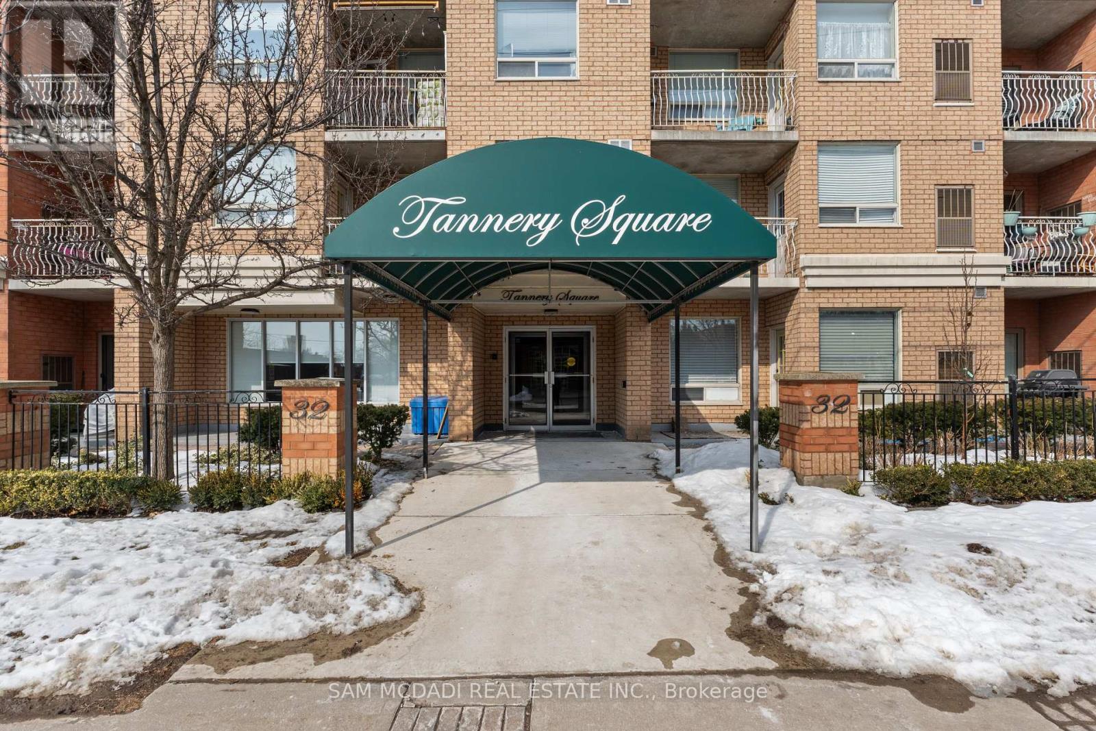 306 - 32 Tannery Street, Mississauga, Ontario  L5M 6T6 - Photo 1 - W12839826