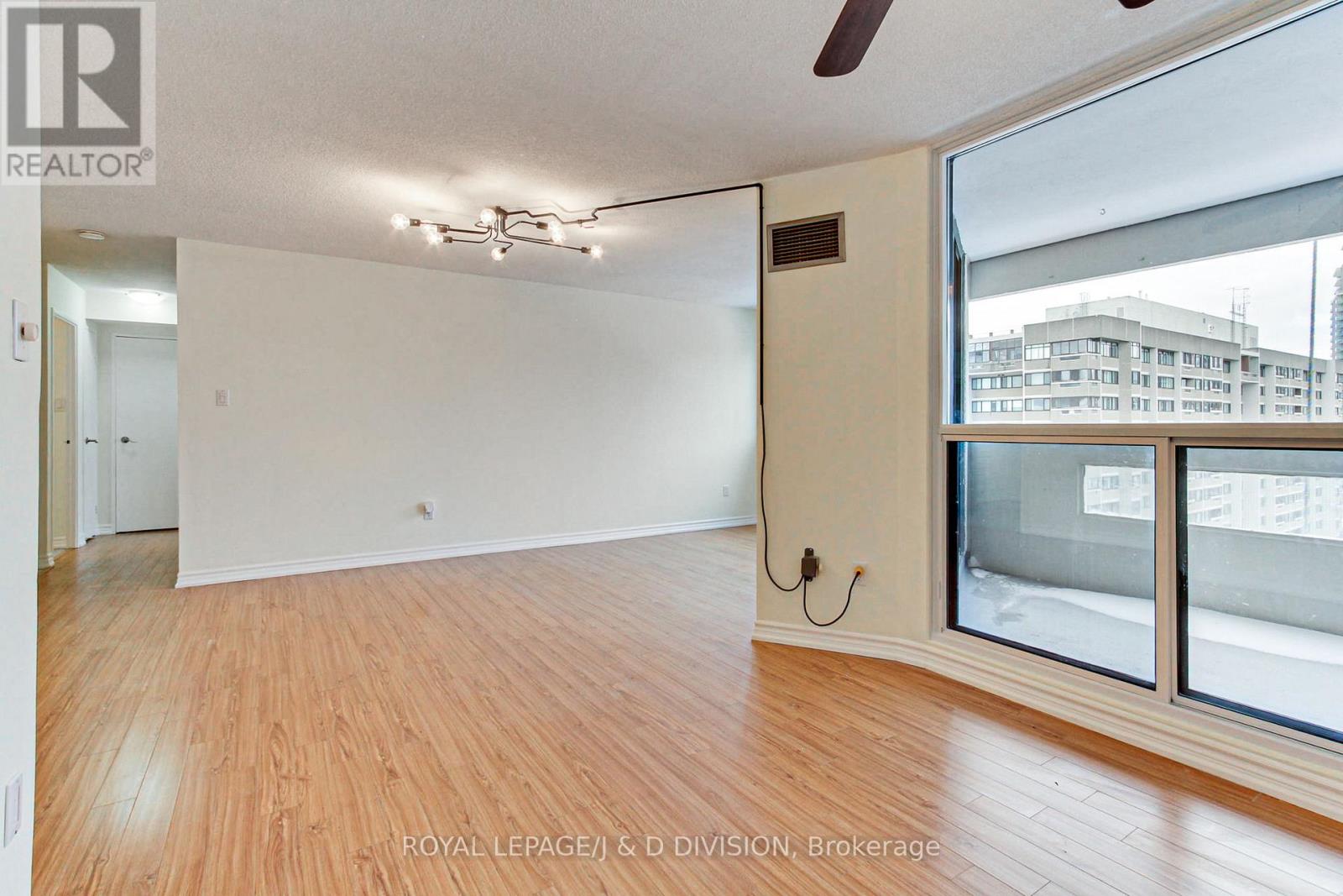 1909 - 1580 Mississauga Valley Boulevard, Mississauga, Ontario  L5A 3T8 - Photo 16 - W12839848