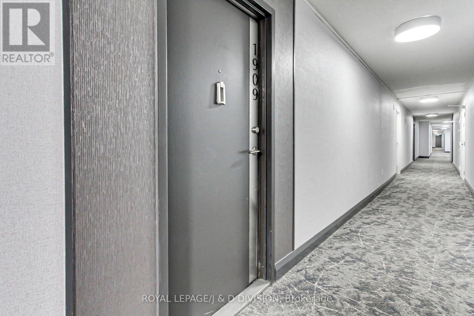 1909 - 1580 Mississauga Valley Boulevard, Mississauga, Ontario  L5A 3T8 - Photo 7 - W12839848